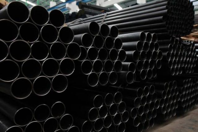 ASTM A335 P22 grade alloy steel pipes 1 1